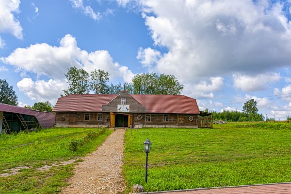 Barn Roofing Service in Pittsfield